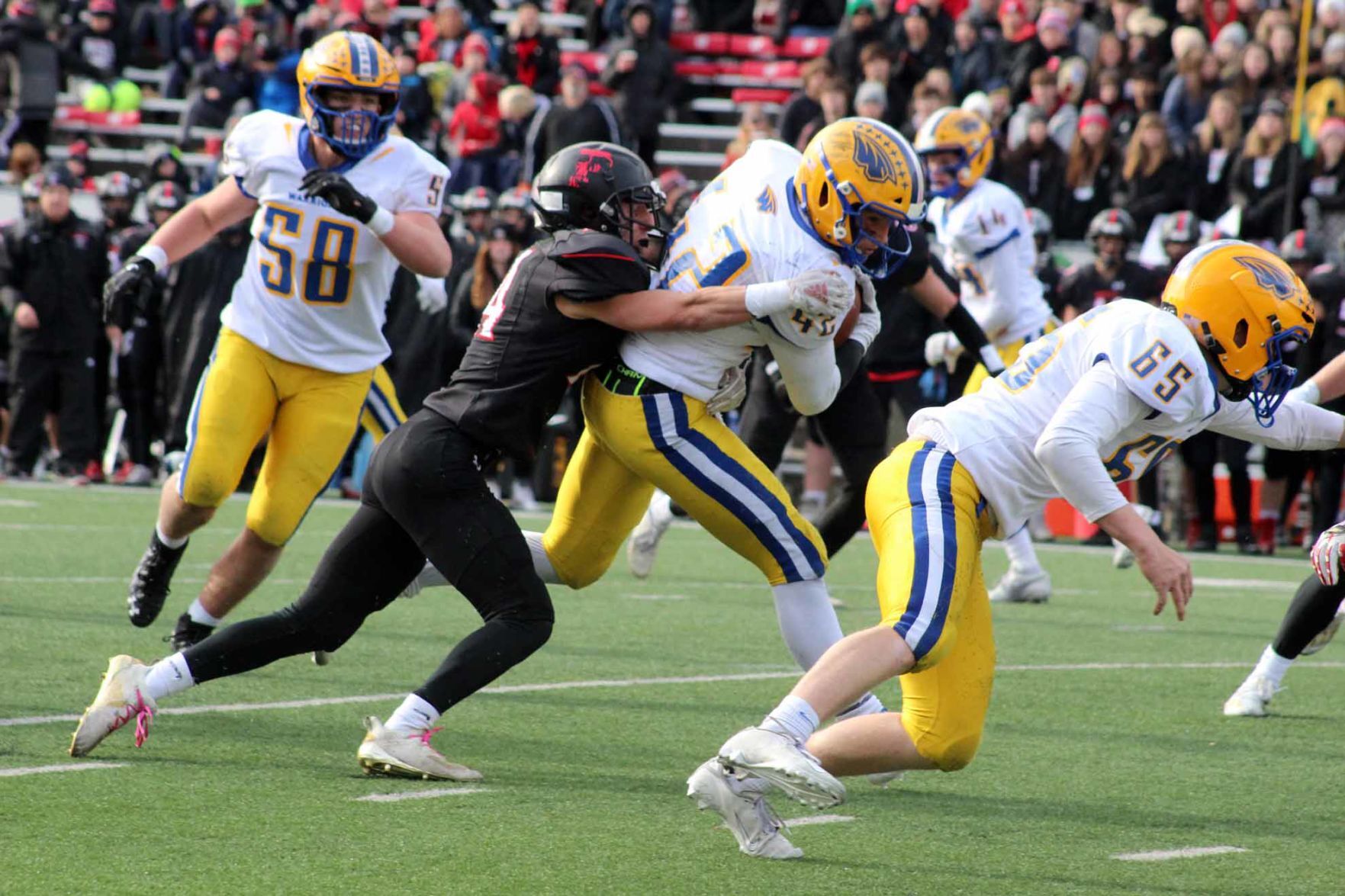 Rice Lake football vs. Pewaukee Division 3 state 11-19-21